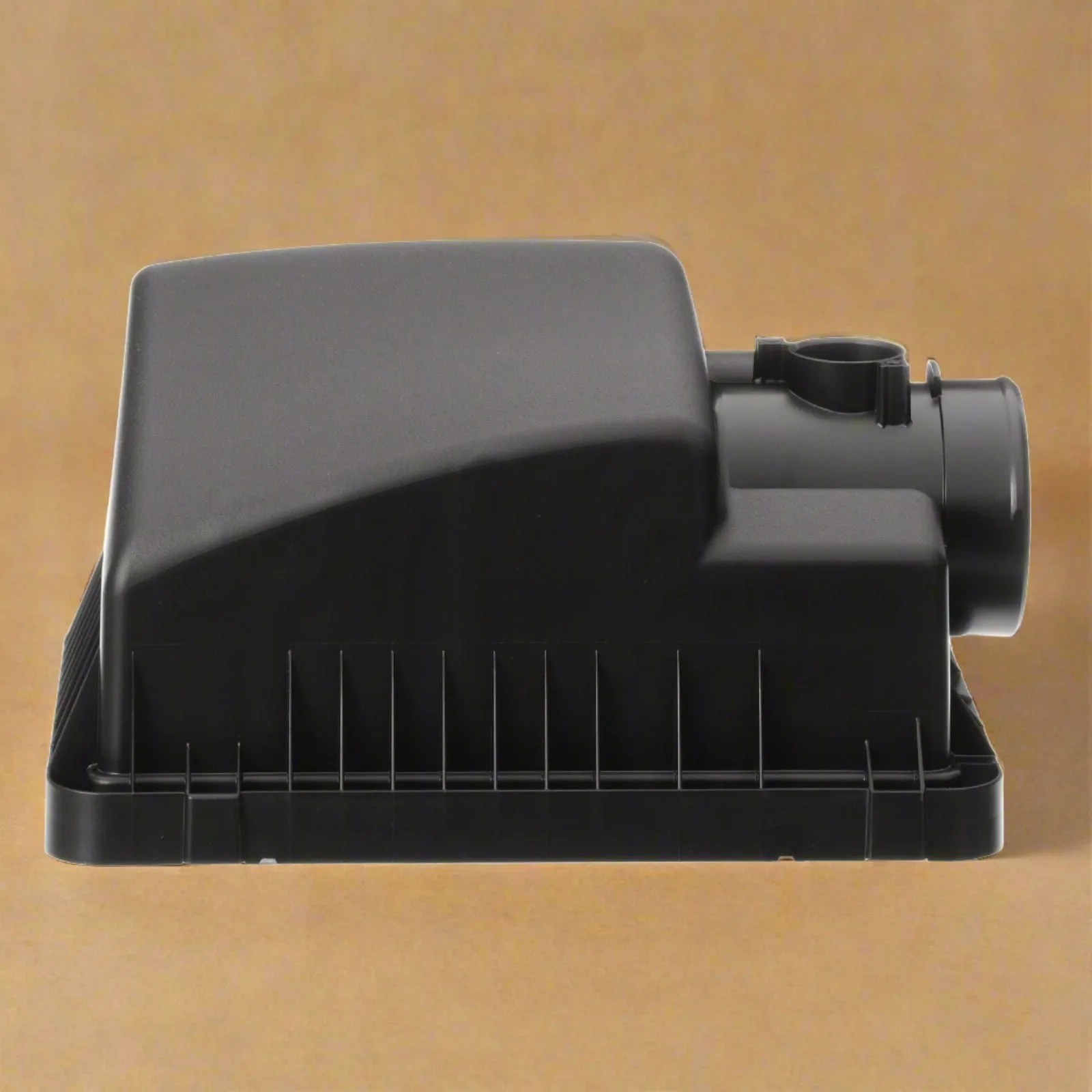 2015-2018 Mazda 6 or 3 2.5 Engine Air Cleaner Intake Box Top Cover Housing  OEM