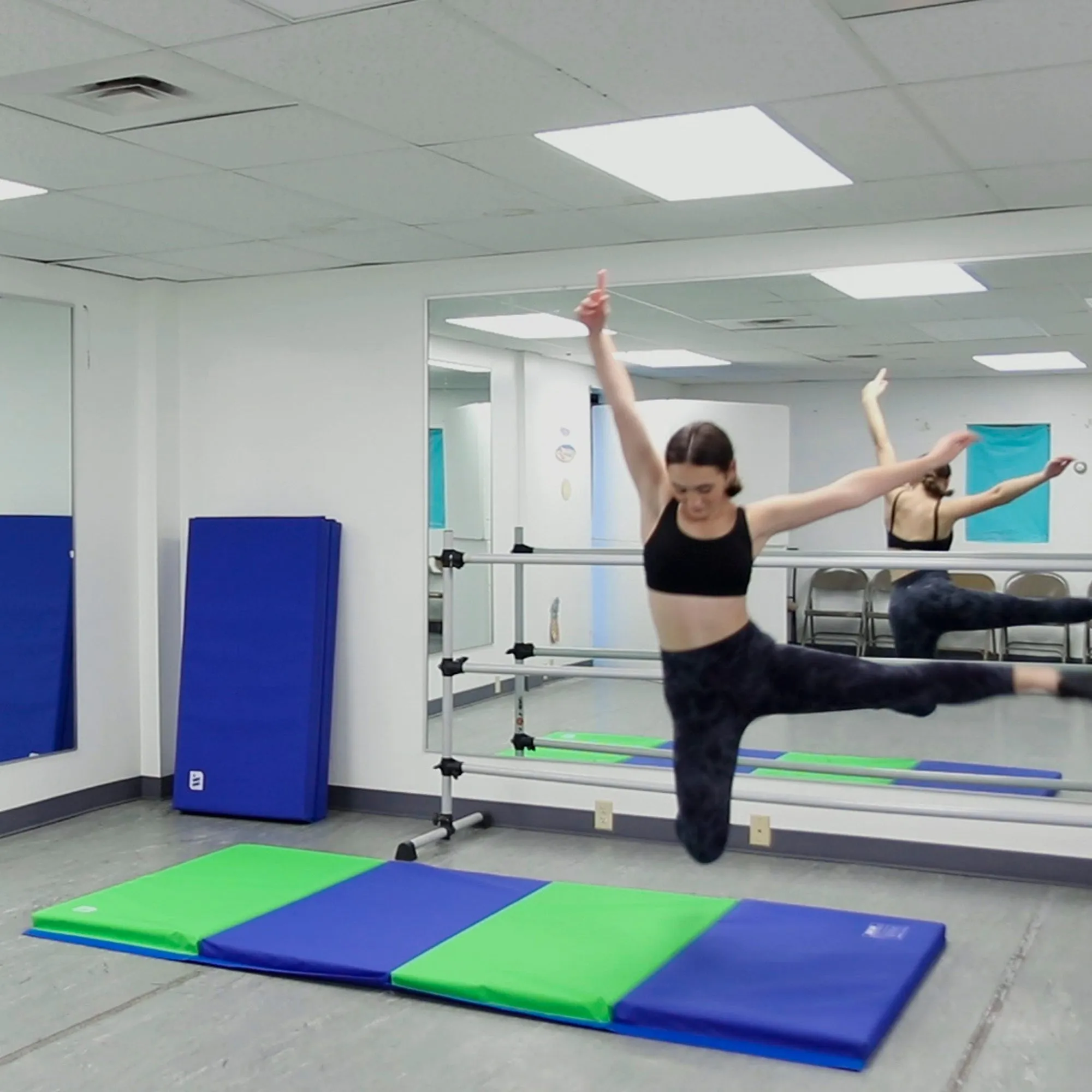 4' X 8' Folding Exercise Mat